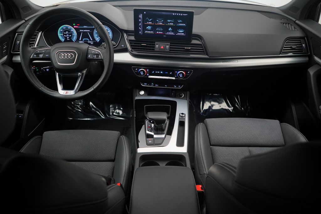 Thumbnail: 2023 Audi Q5 - 8