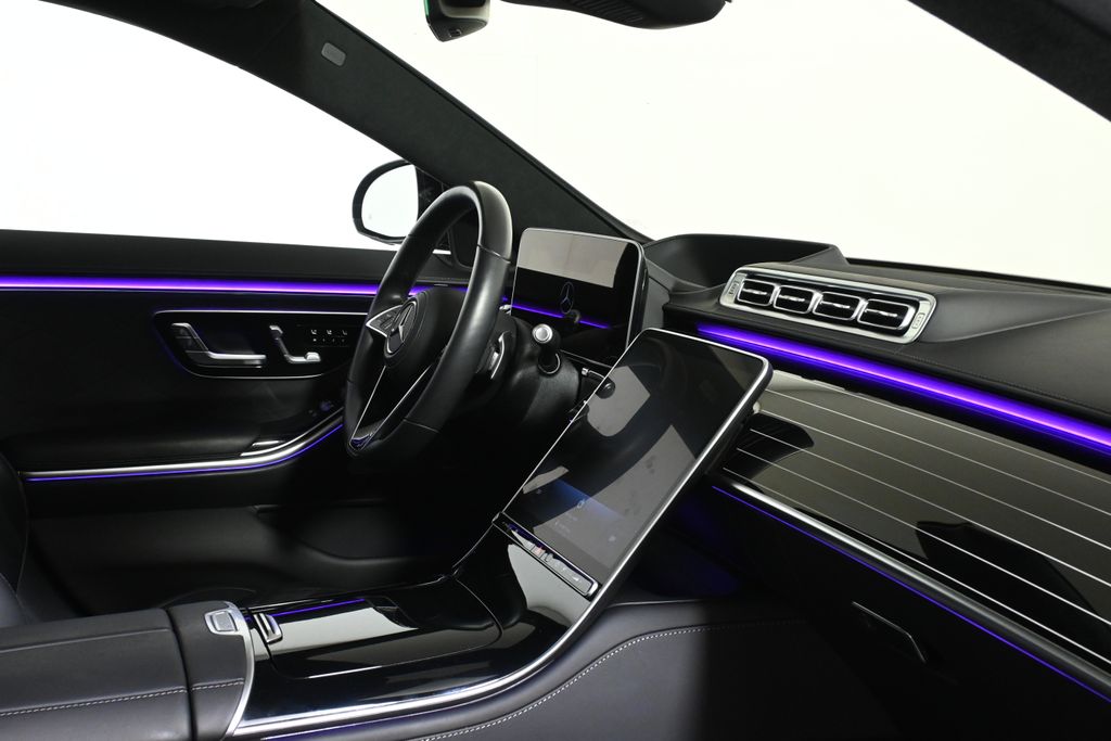Thumbnail: 2025 Mercedes-Benz S-Class - 29