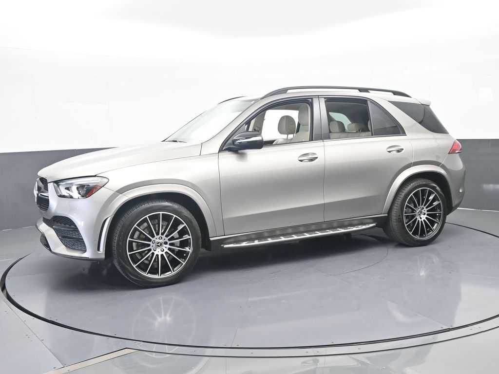 Used 2022 Gold Mercedes-Benz GLE 350 image 2