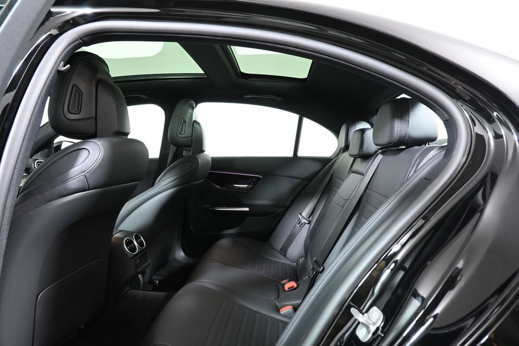 Thumbnail: 2025 Mercedes-Benz C-Class - 31