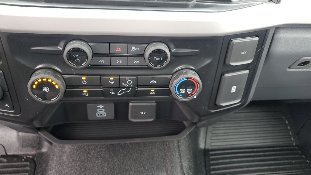 New 2026 White Ford XL image 29