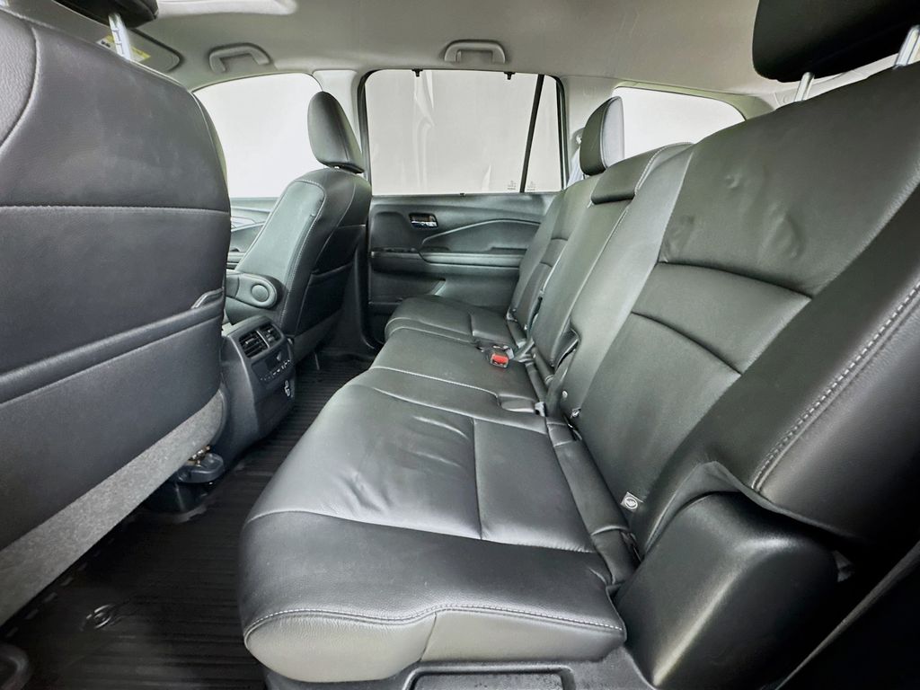 Used Car 2022 Honda Pilot  Ex-l For Sale Under $35,000 In Austin, Texas