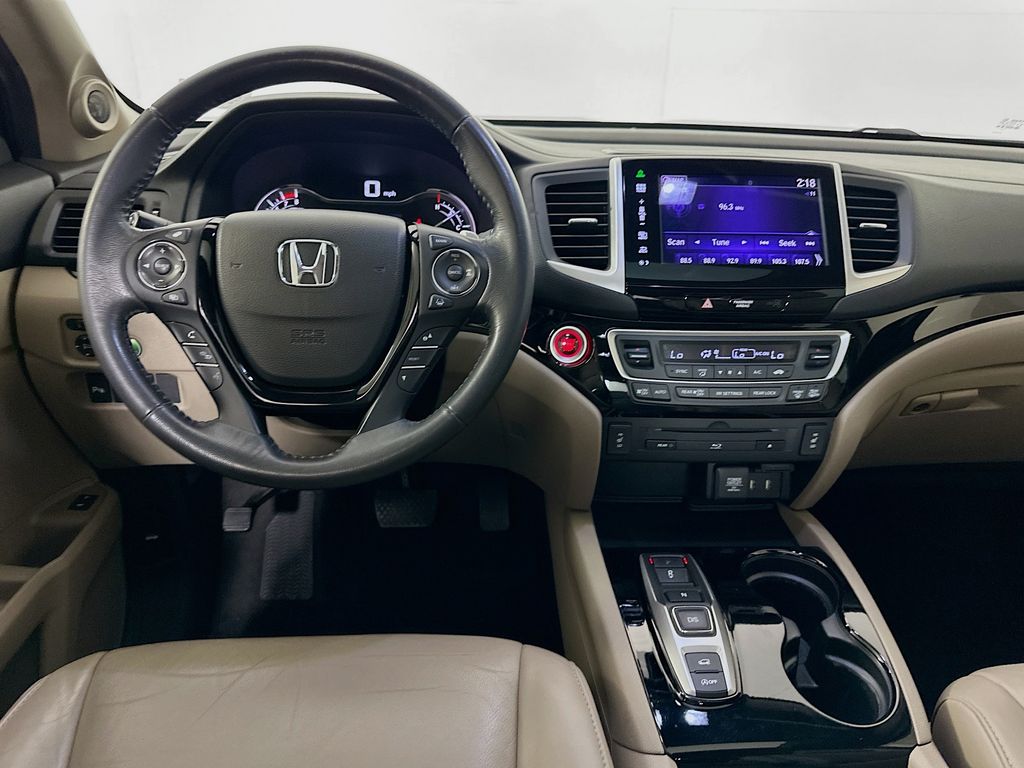 Thumbnail: 2016 Honda Pilot - 22