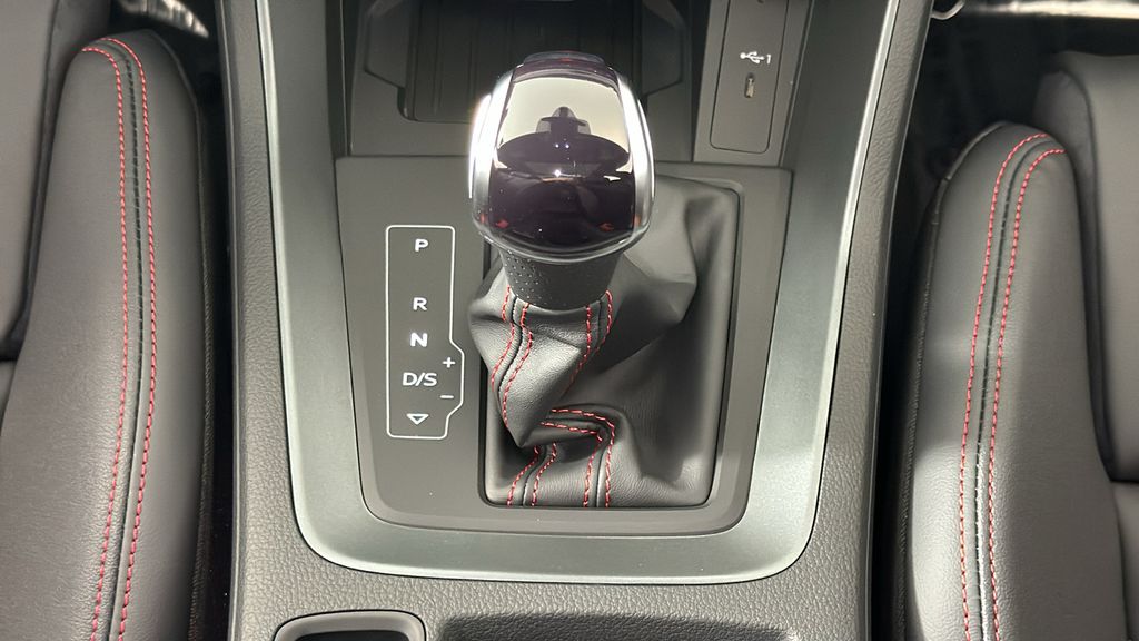 2025 Audi Q3  23