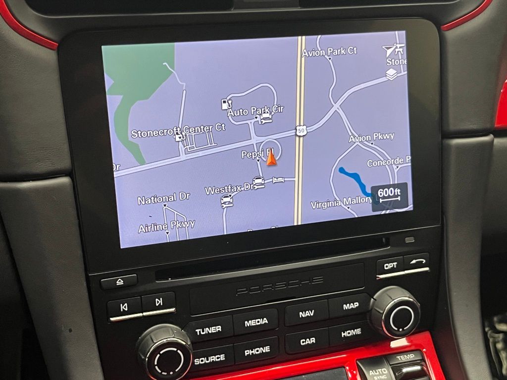 Thumbnail: 2018 Porsche 911 - 21