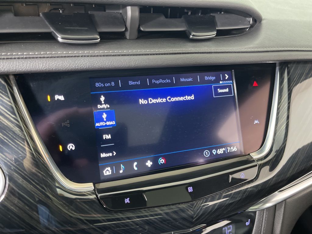 Thumbnail: 2020 Cadillac XT6 - 32