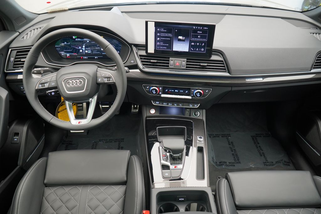 2024 Audi SQ5  13