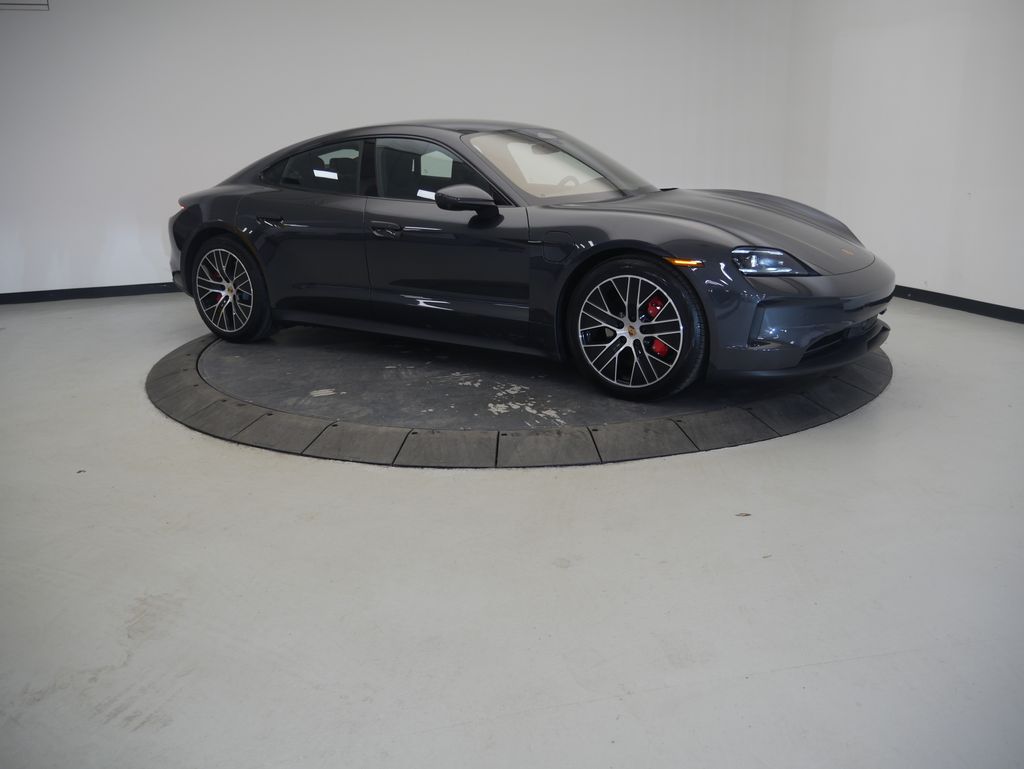 Thumbnail: 2026 Porsche Taycan - 9