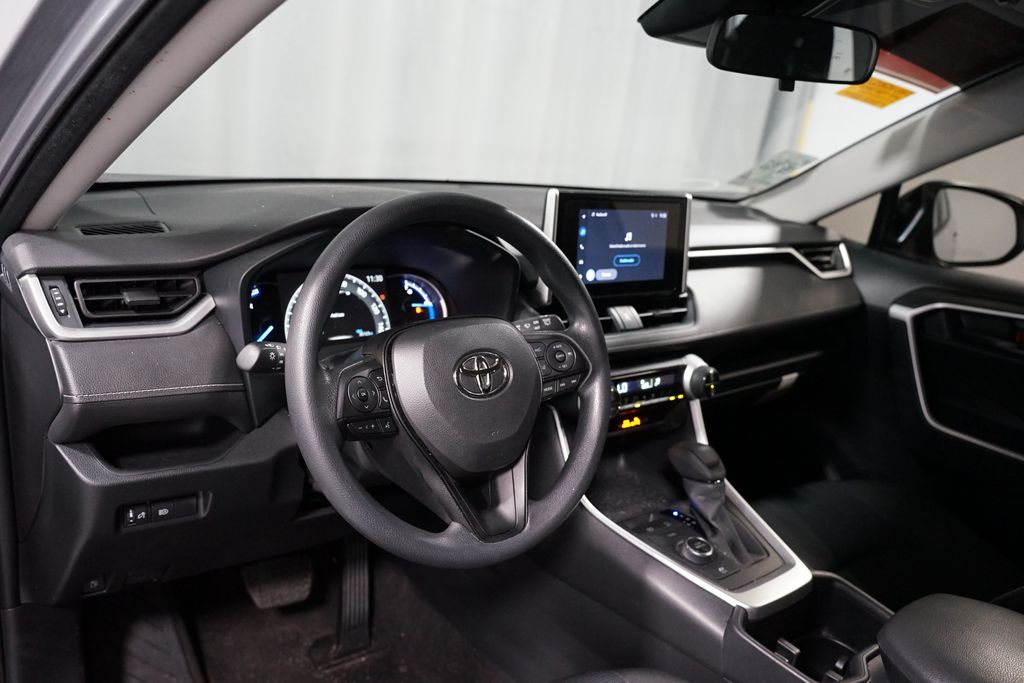 Thumbnail: 2025 Toyota RAV4 - 7