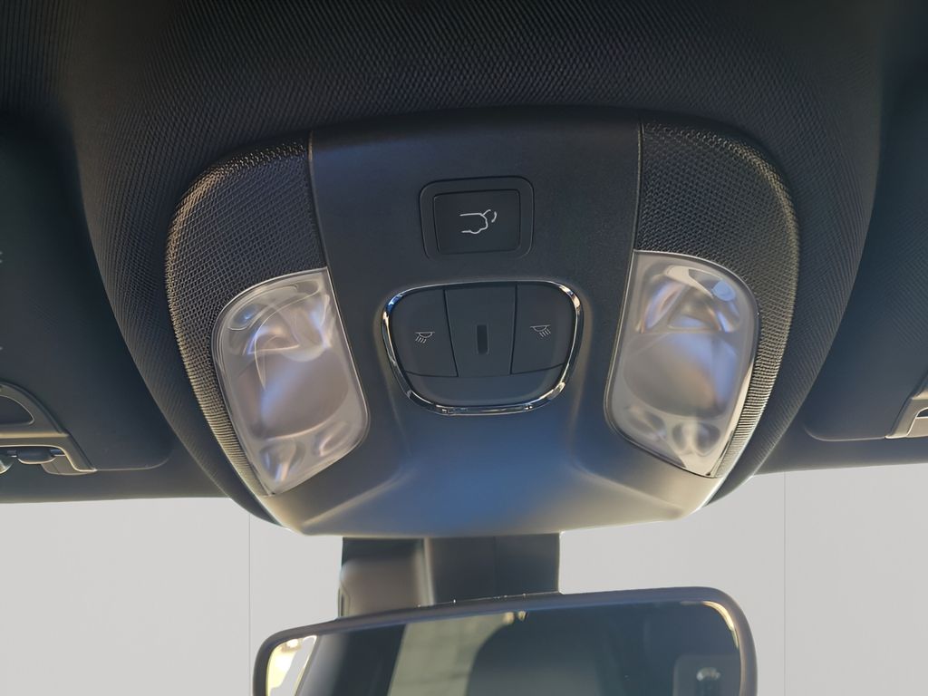 New 2026 Silver Jeep  image 37