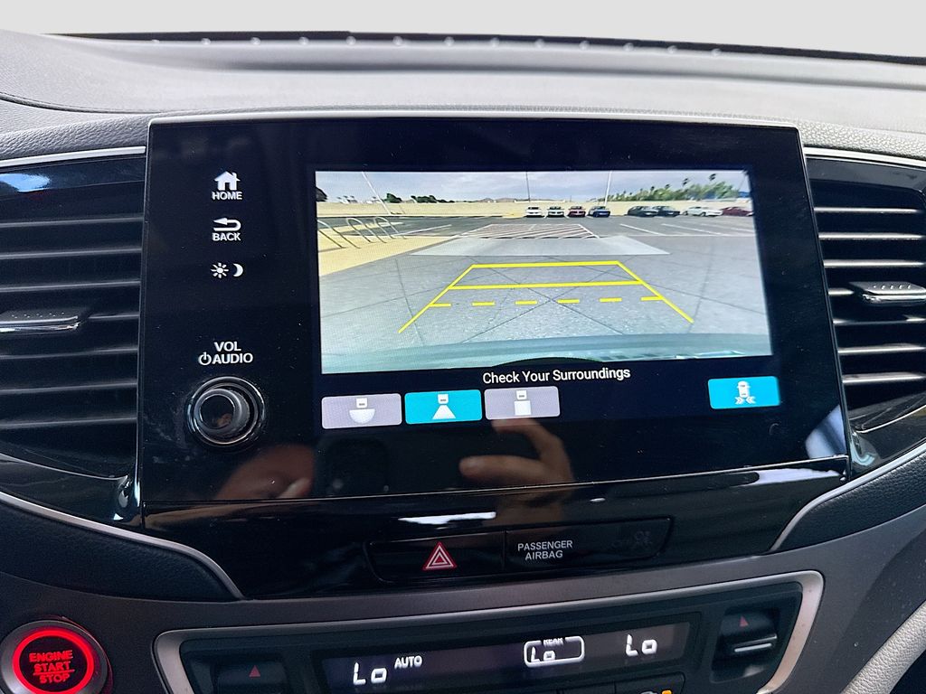 Thumbnail: 2020 Honda Pilot - 15