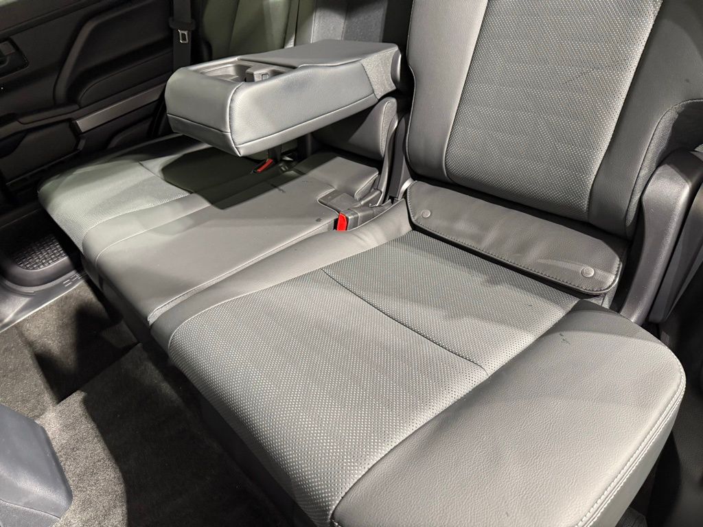 Thumbnail: 2025 Toyota 4Runner - 20