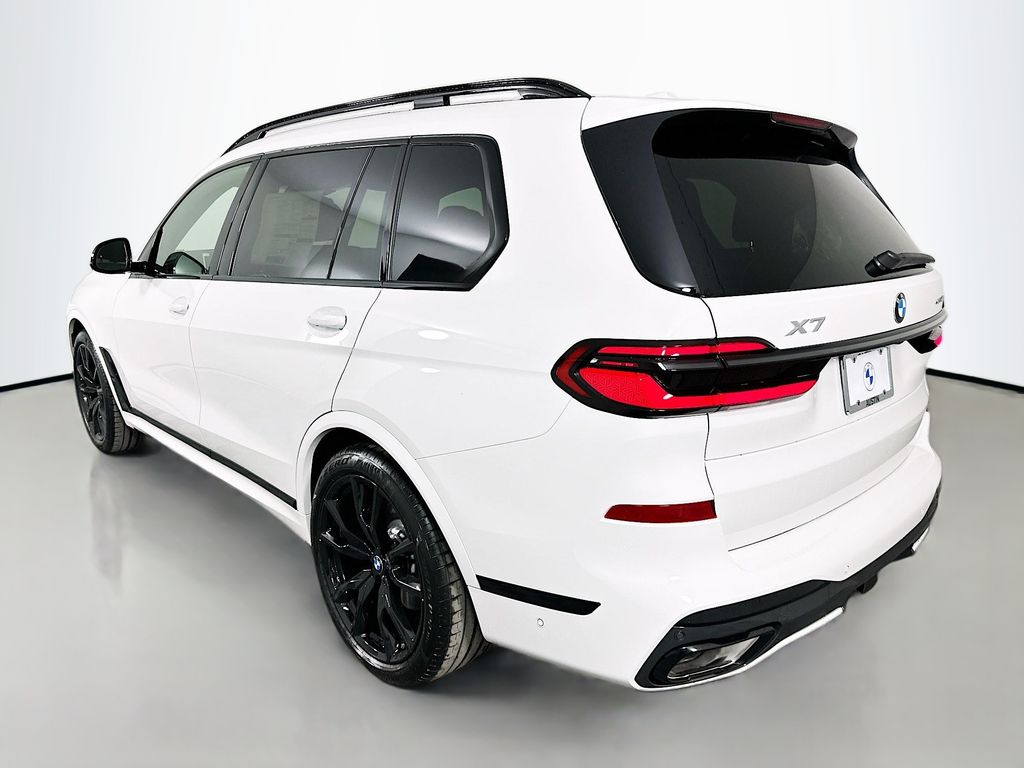 Thumbnail: 2026 BMW X7 - 7