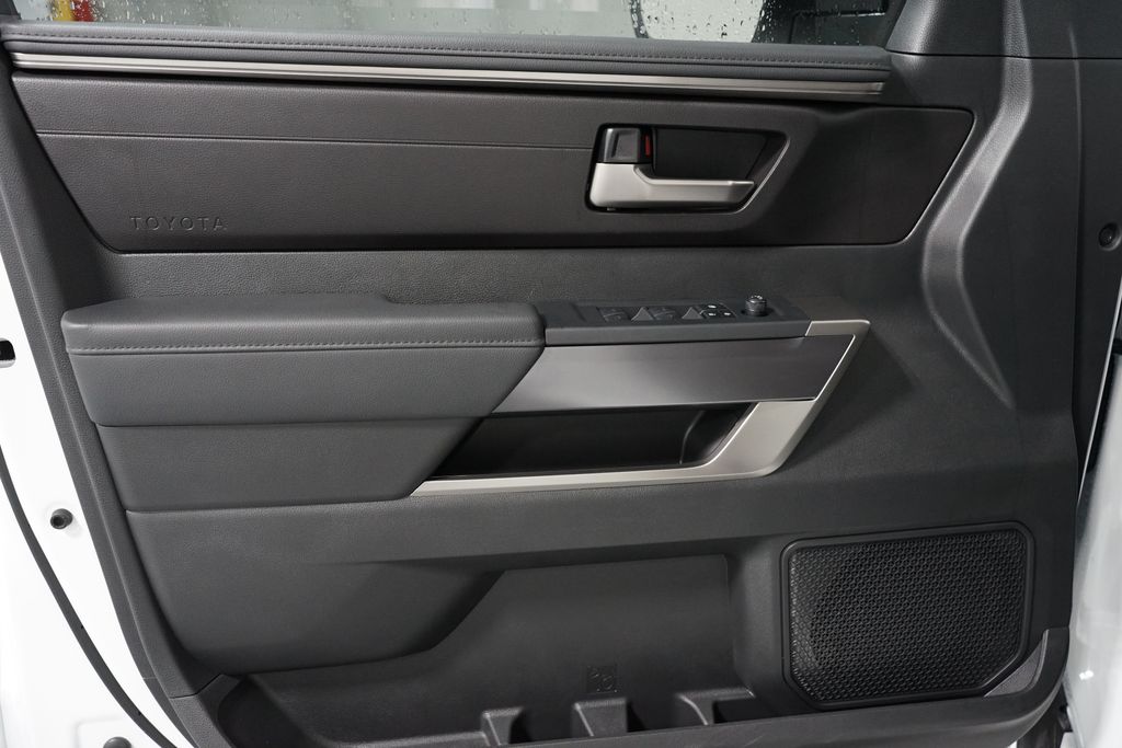 Thumbnail: 2026 Toyota Tundra - 31