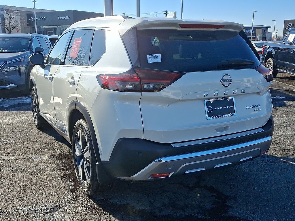 Thumbnail: 2023 Nissan Rogue - 4