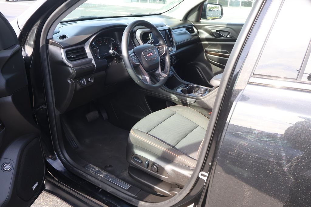 Thumbnail: 2023 GMC Acadia - 8