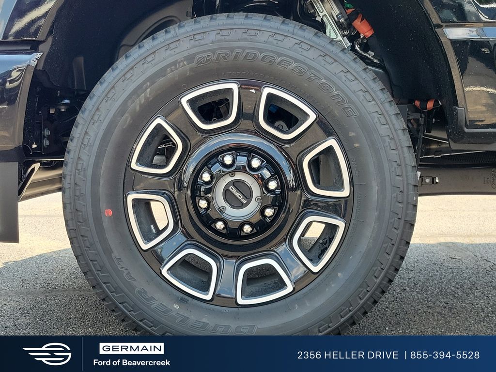 New 2026 Black Ford Platinum image 9