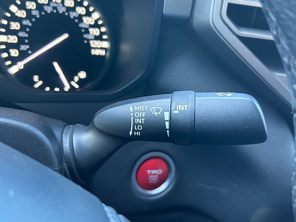 Thumbnail: 2022 Toyota Tundra - 20