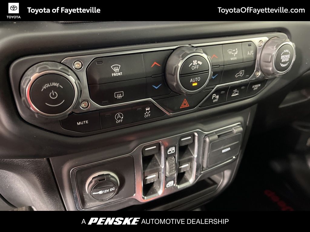 Thumbnail: 2021 Jeep Gladiator - 28