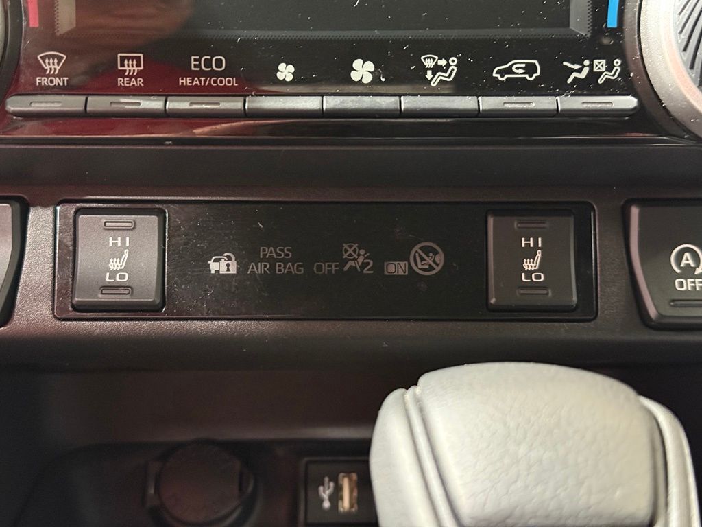 Thumbnail: 2024 Toyota RAV4 - 30