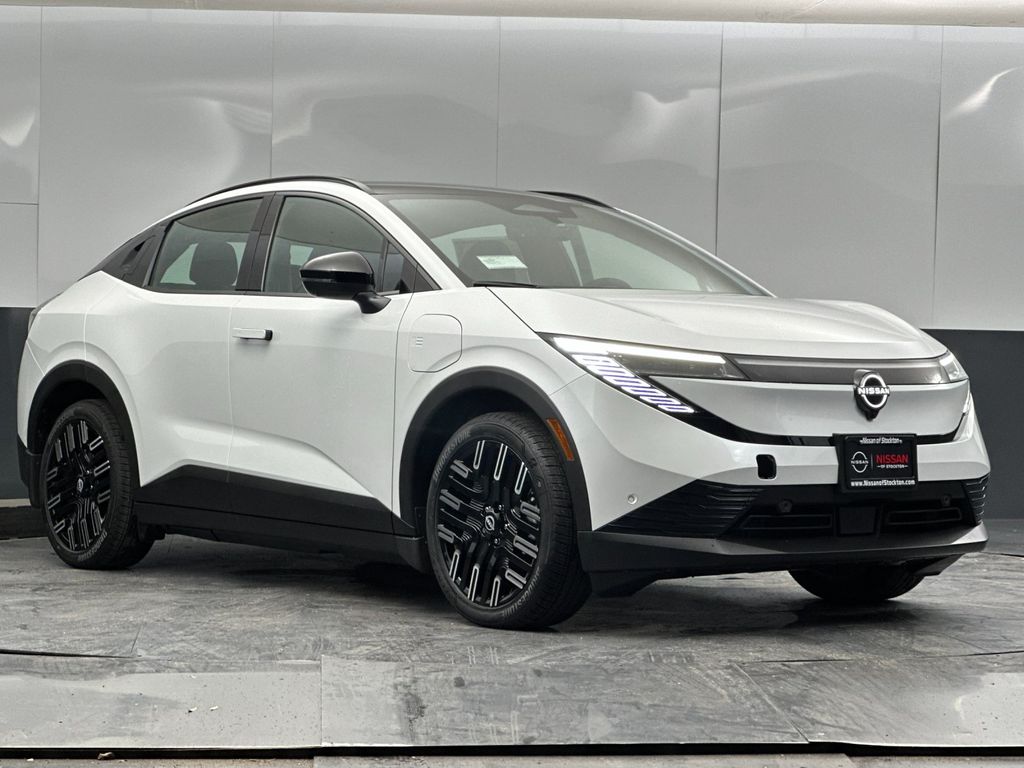 2026 Nissan LEAF Platinum+ FWD