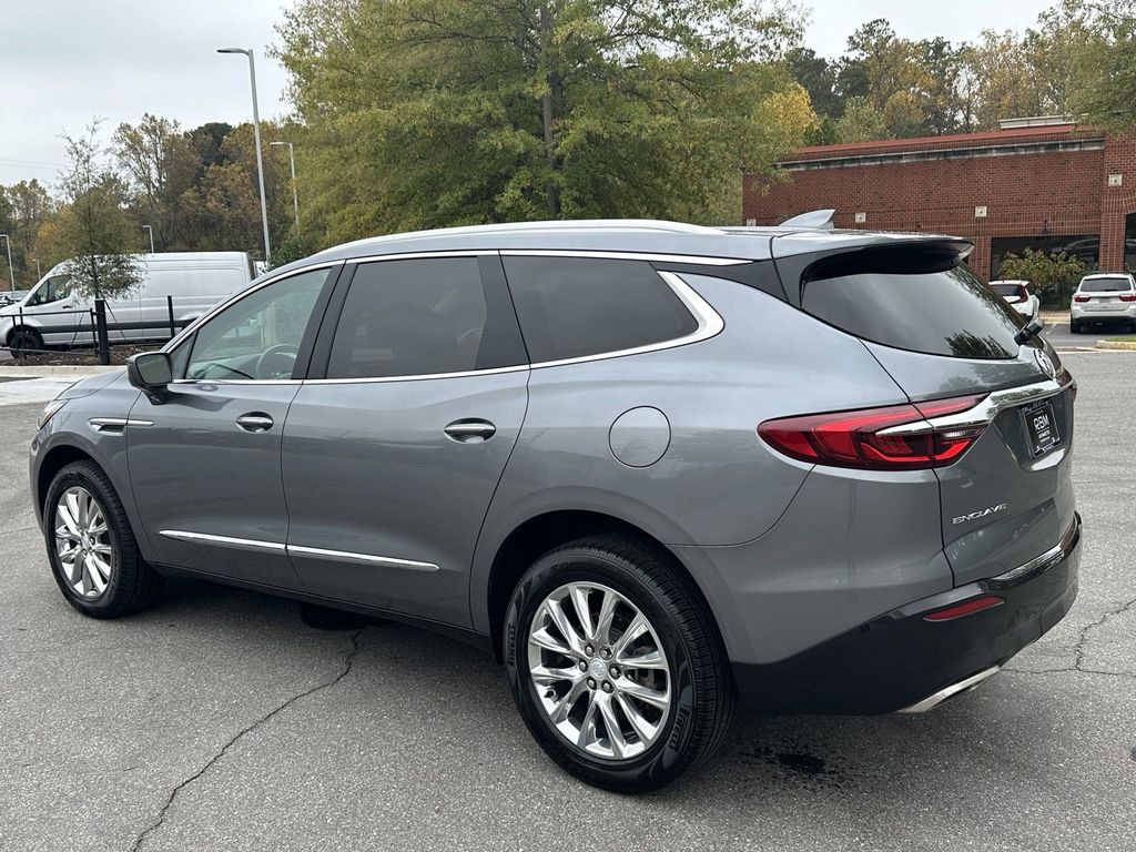 2020 Buick Enclave Essence 6