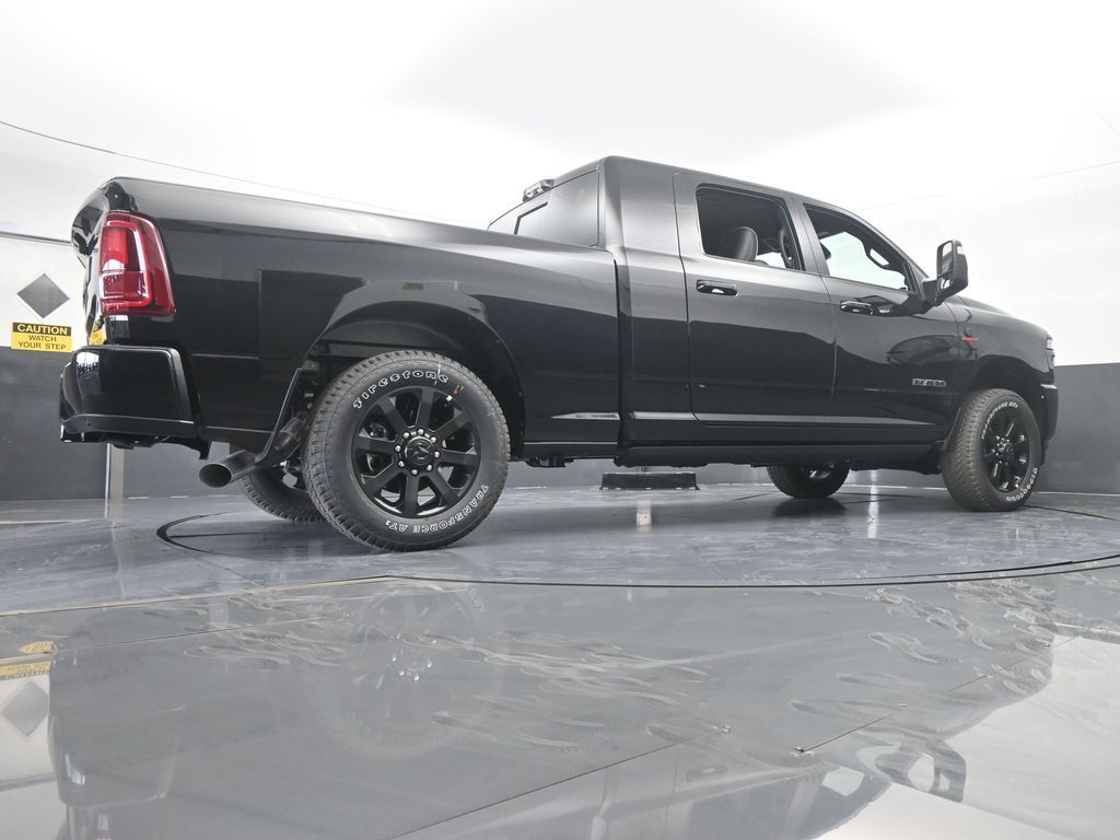 New 2026 Diamond Black Crystal Pearlcoat Ram Laramie image 60