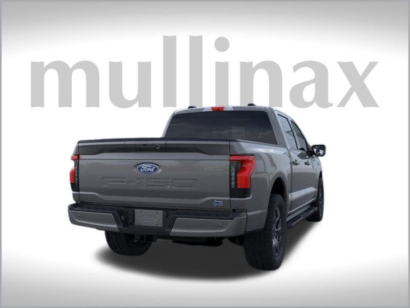 2025 Ford F-150 Lightning photo 7
