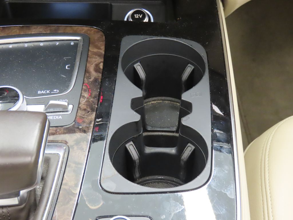 Thumbnail: 2018 Audi Q7 - 30