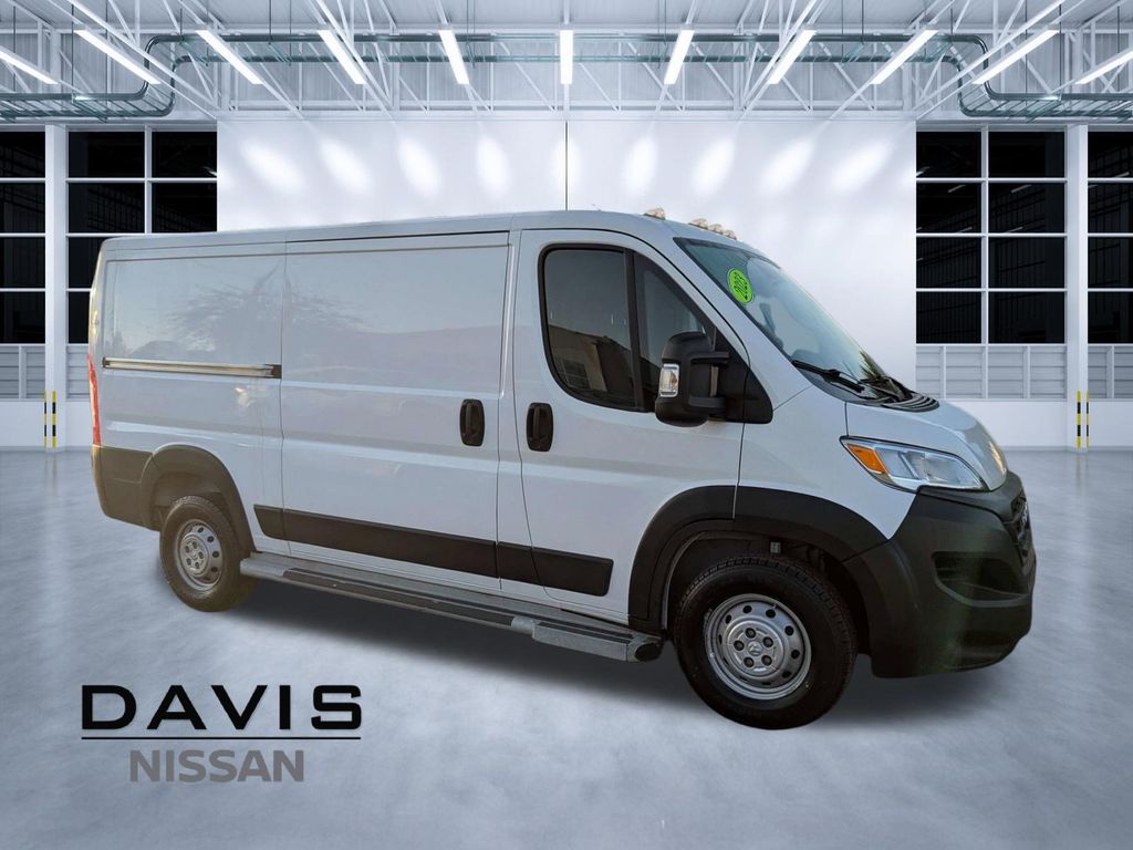 2023 RAM ProMaster 2500 136 Low Roof Cargo Van FWD