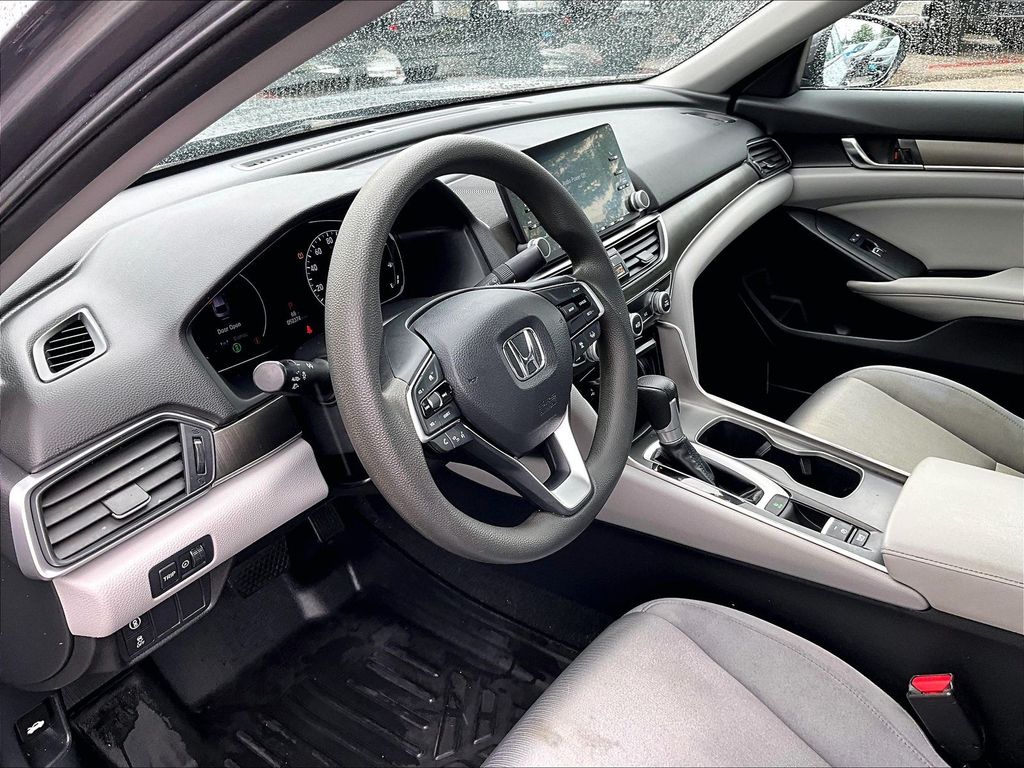 2020 Honda Accord — photo 8