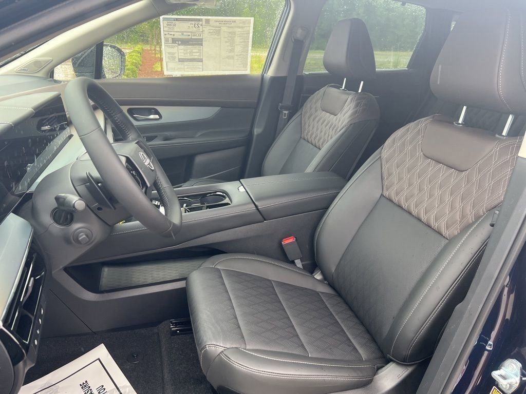 2025 Deep Ocean Blue Pearl/Super Black Nissan Murano Platinum AWD SUV
