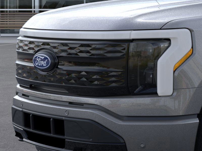 2025 Ford F-150 Lightning Platinum