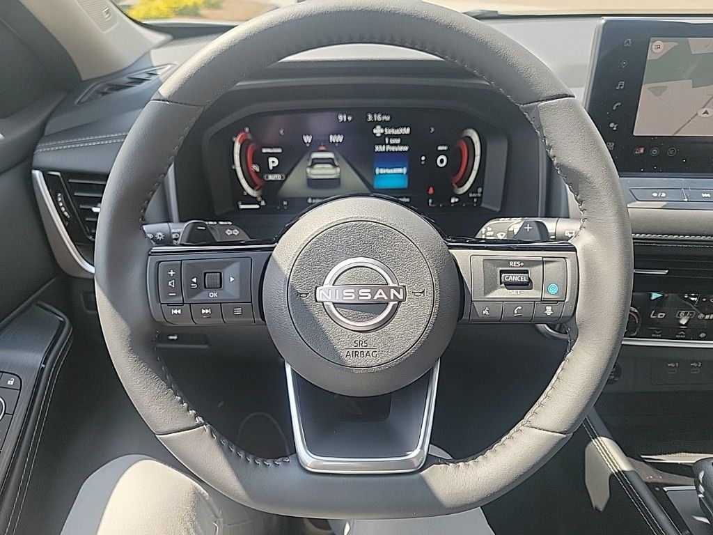 2024 Nissan Rogue Platinum 13