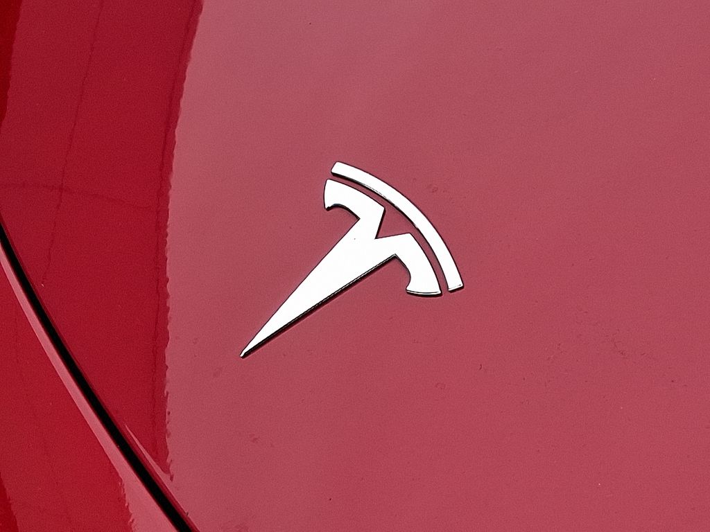 Thumbnail: 2019 Tesla Model 3 - 30