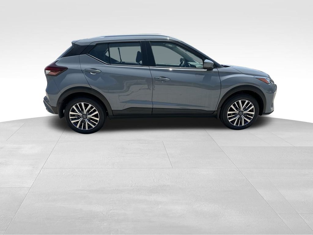 2024 Nissan Kicks SV 10