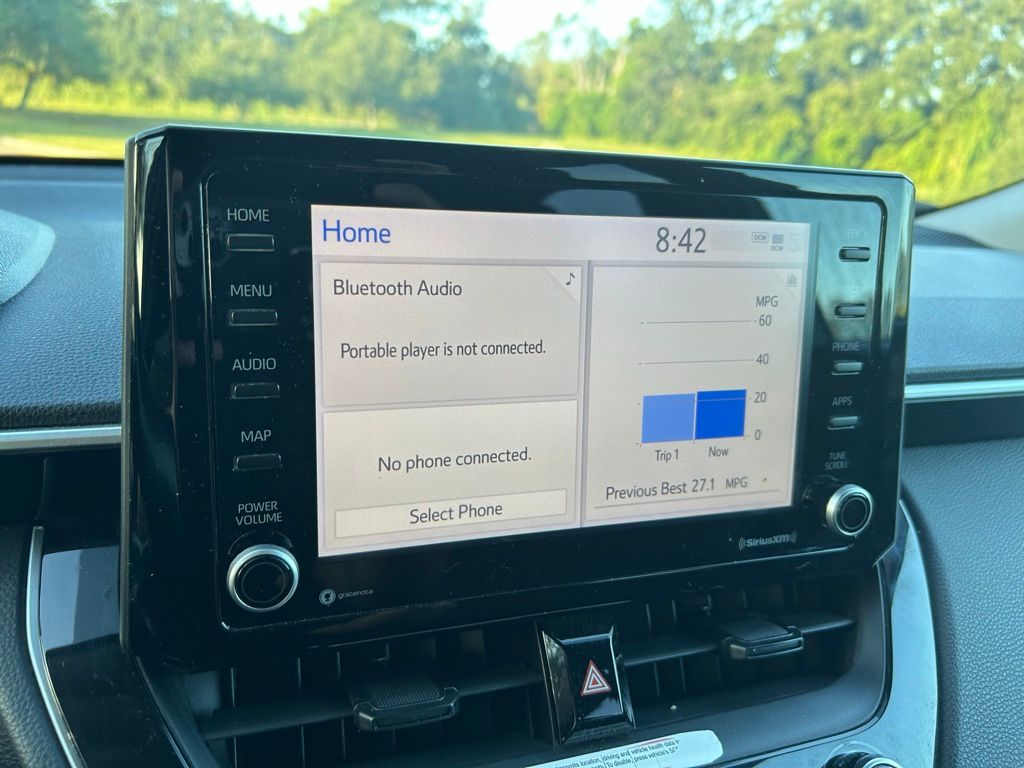 Thumbnail: 2022 Toyota Corolla Cross - 23