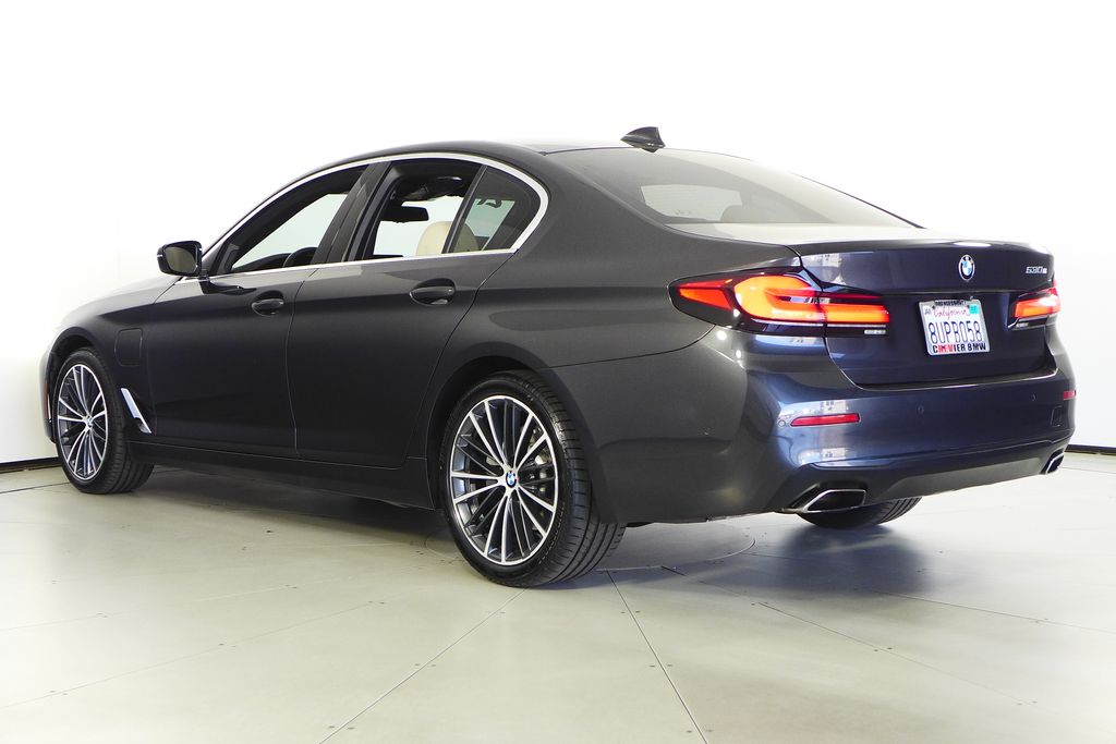 Thumbnail: 2021 BMW 5 Series - 9