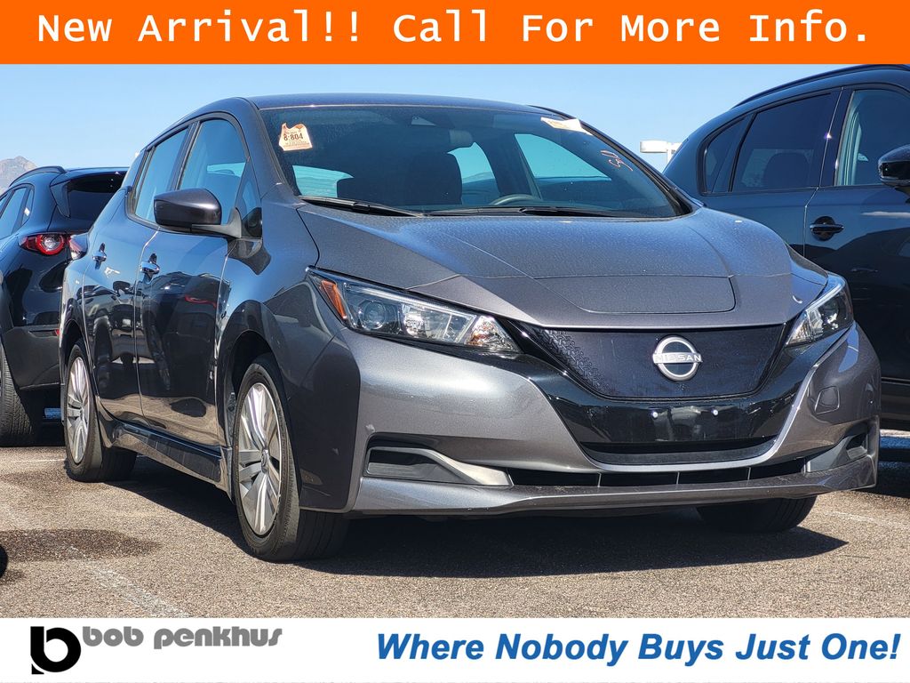 2024 Nissan Leaf S's photo