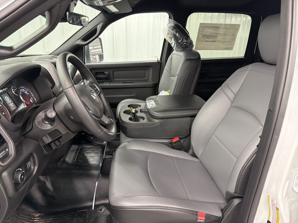 2026 Ram 3500 Tradesman - 9