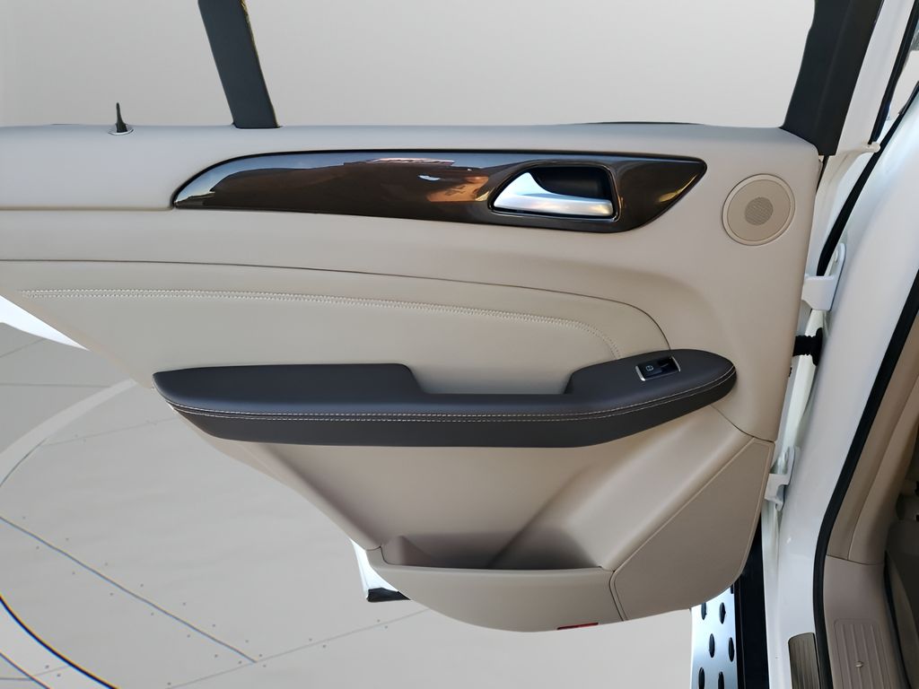 Used Car 2015 Mercedes-benz M-class  Ml 350 For Sale Under $15,000 In Austin, Texas