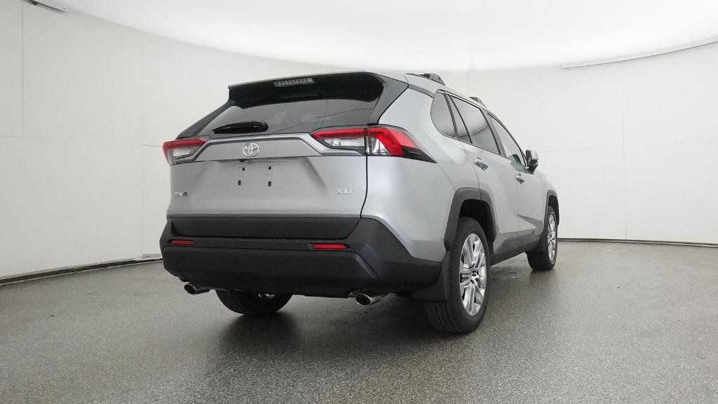 Thumbnail: 2025 Toyota RAV4 - 30