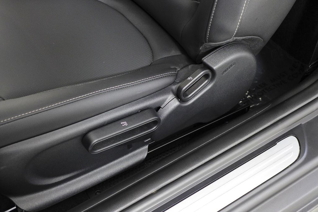 Thumbnail: 2024 MINI Cooper - 24