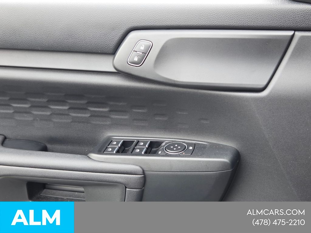 Used 2025 Gray Ford XL image 27