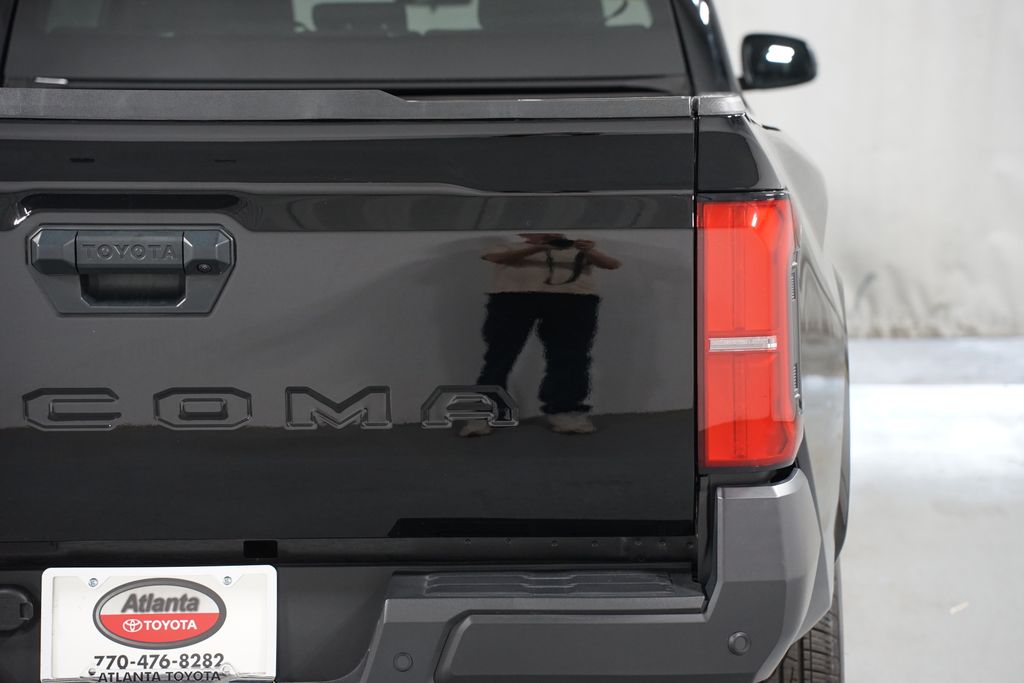 Thumbnail: 2025 Toyota Tacoma - 10