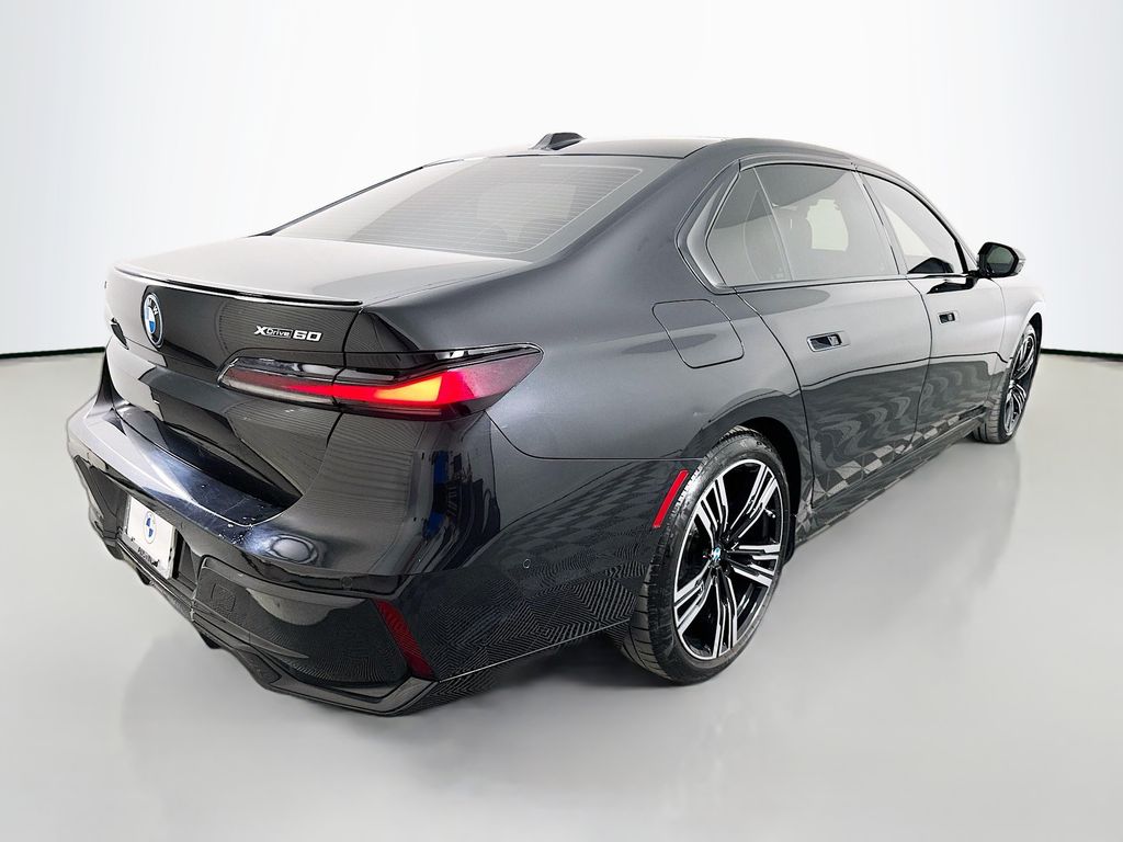 Thumbnail: 2025 BMW i7 - 5