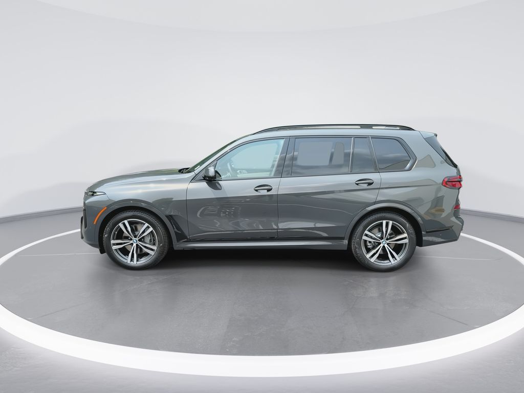 Thumbnail: 2027 BMW X7 - 5
