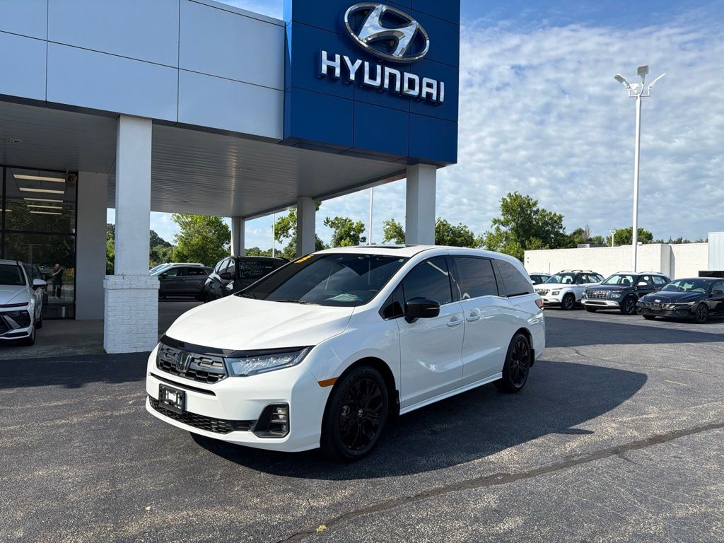 Platinum White 2025 Honda Odyssey Sport-L FWD Minivan Front-Wheel Drive Automatic