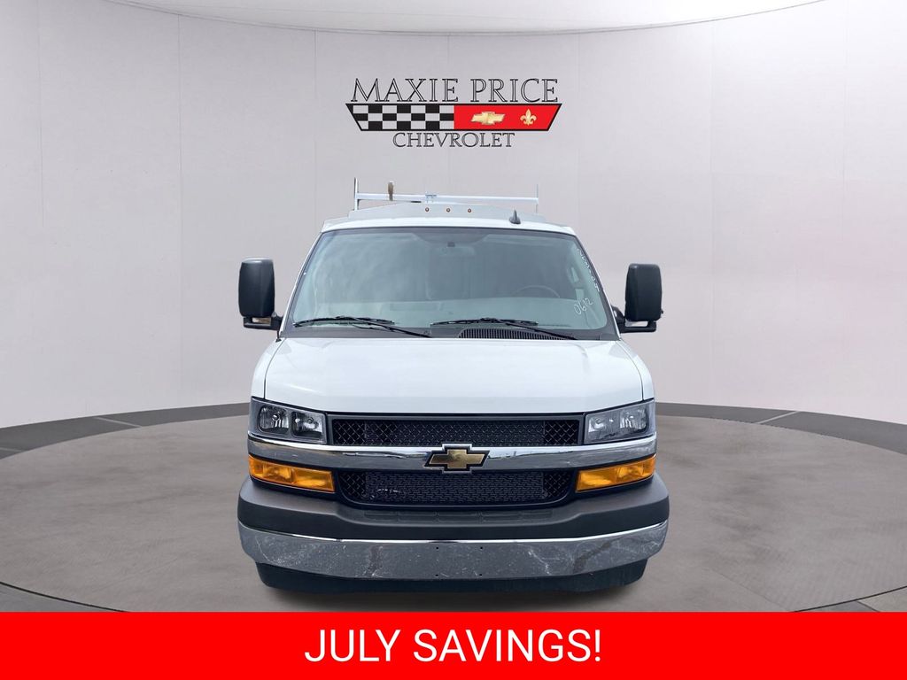 New 2025 Chevrolet Express 3500 Coupe