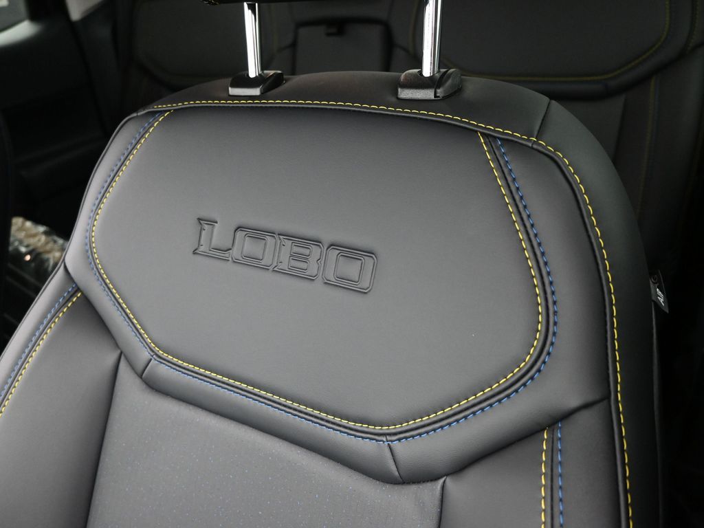2025 Ford Maverick Lobo